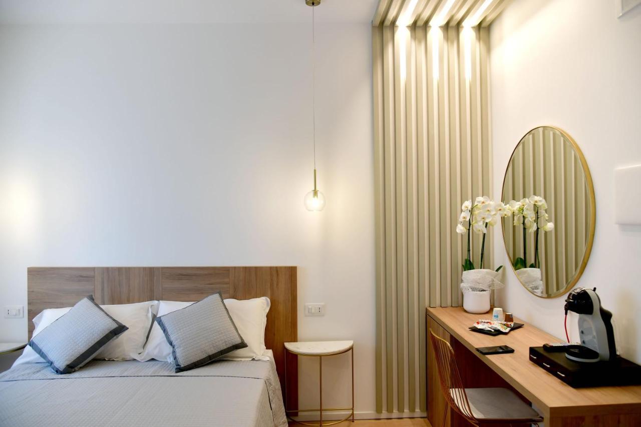 Dimora Al Castello Hotel มาเตรา ภายนอก รูปภาพ